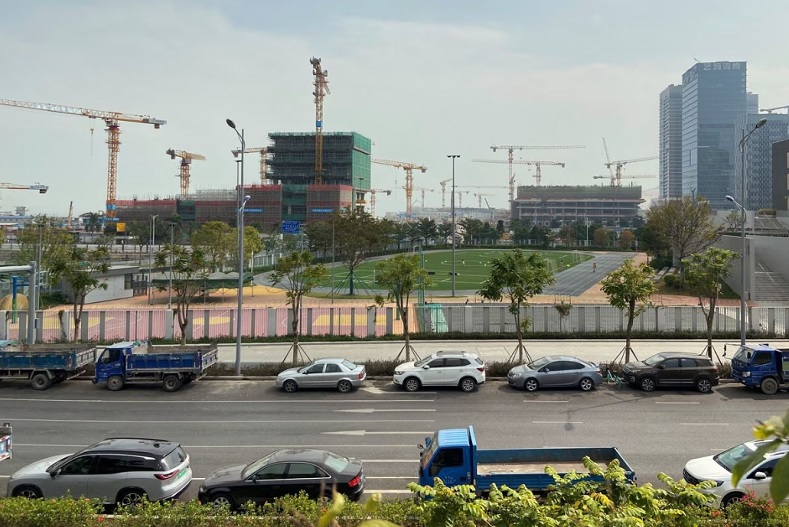 Các Dự án bất động sản được xây dựng tại thành phố Thâm Quyến, tỉnh Quảng Đông, Trung Quốc. Ảnh: Reuters