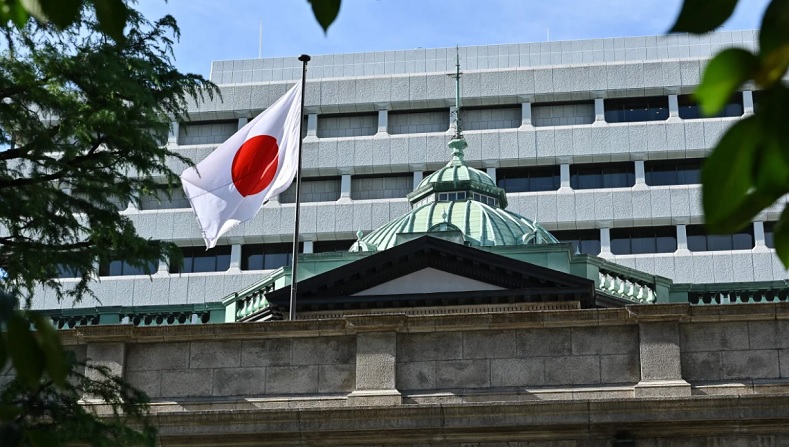 Với tăng trưởng ấn tượng trong quý II/2023 và các số liệu chi tiết khác, ngân hàng Trung ương Nhật Bản được dự đoán sẽ quay lại chính sách tiền tệ cực kỳ nới lỏng. Ảnh: AFP