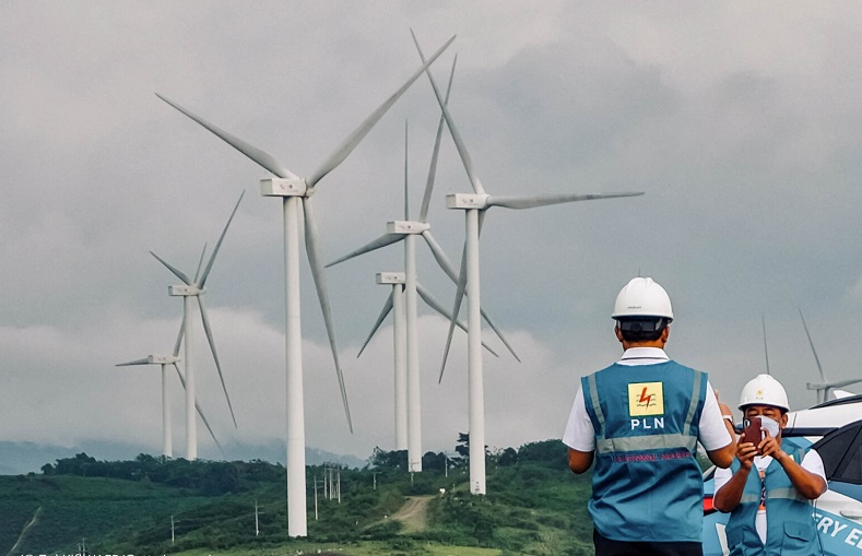 Trang trại điện gió tại khu vực Sidenreng Rappang, Indonesia. Ảnh: AFP