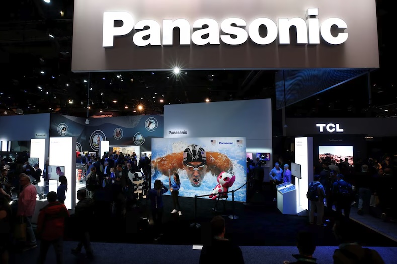 Gian hàng trưng bày của Panasonic tại triển lãm CES 2020 ở bang Nevada, Mỹ. Ảnh: Reuters