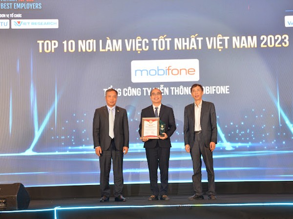 Tổng Công ty Viễn thông MobiFone vinh dự lọt Top 10 Nơi làm việc tốt nhất Việt Nam trong ngành Công nghệ thông tin – Viễn thông