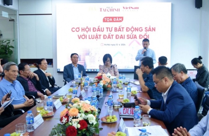 Tọa đàm “Cơ hội đầu tư bất động sản với Luật Đất đai sửa đổi” đang được Tạp chí Đầu tư tài chính - VietnamFinance tổ chức.