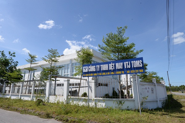 Trụ sở công ty tại Cụm CN Diên Sinh, H. Hải Lăng, Quảng Trị. 