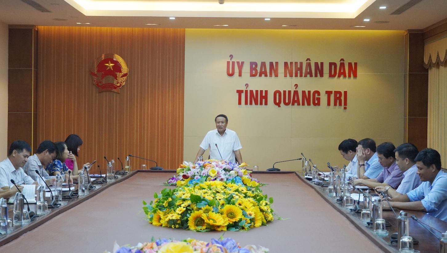 Phó Chủ tịch UBND tỉnh Quảng Trị Hà Sỹ Đồng chủ trì cuộc họp.