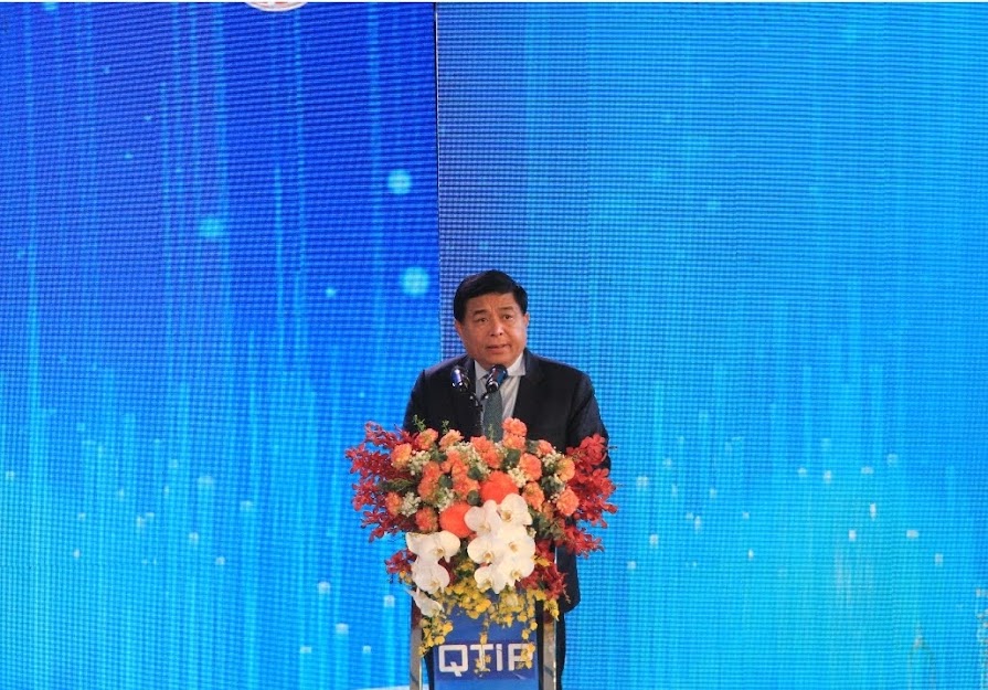 Bộ trưởng Bộ Kế hoạch và Đầu tư Nguyễn Chí Dũng phát biểu tại lễ khởi công Dự án