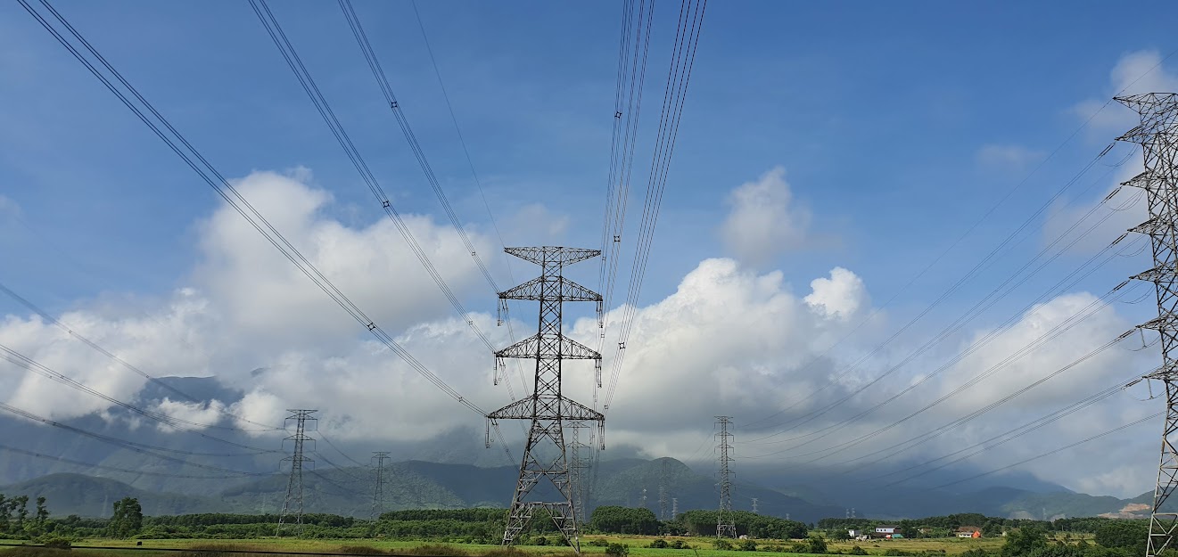 Dự án Đường dây 500 kV Quảng Trạch - Quỳnh Lưu có chiều dài hơn 200 km