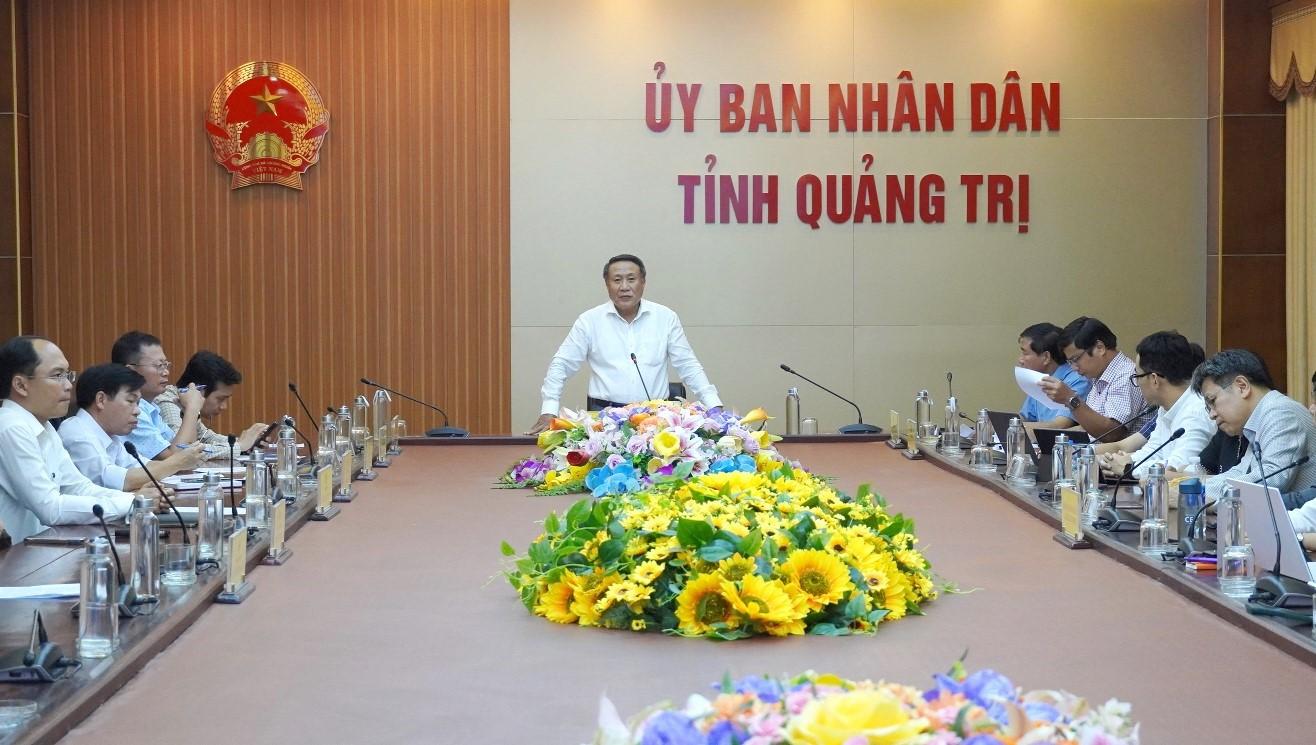 Phó Chủ tịch Thường trực UBND tỉnh Quảng Trị Hà Sỹ Đồng phát biểu chỉ đạo tại cuộc họp