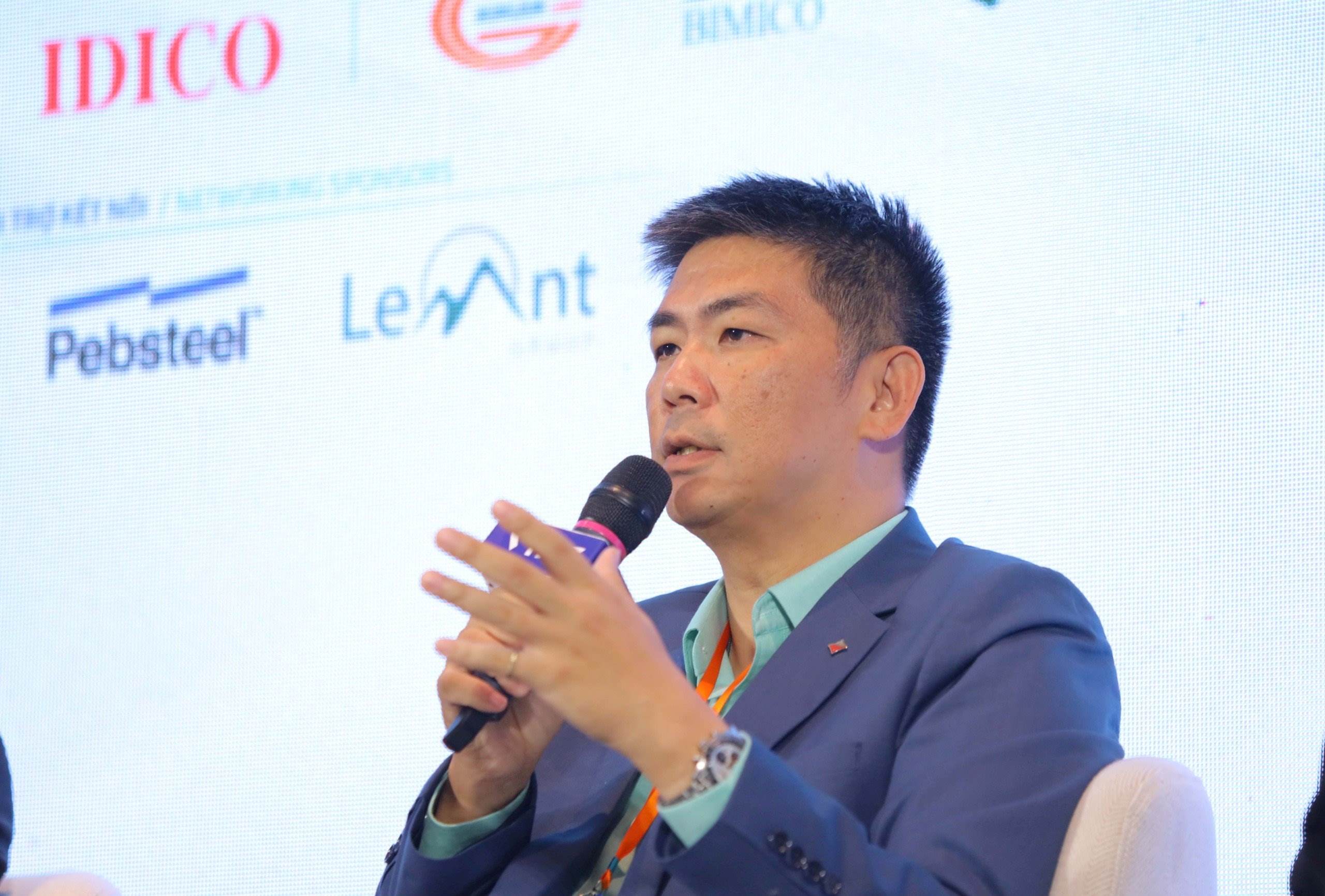 Ông Chong Chee Keong, Giám đốc điều hành khối bất động sản công nghiệp, Công ty Frasers Property Vietnam chia sẻ tại Diễn đàn bất động sản Công nghiệp Việt Nam 2023. Ảnh: Lê Toàn.