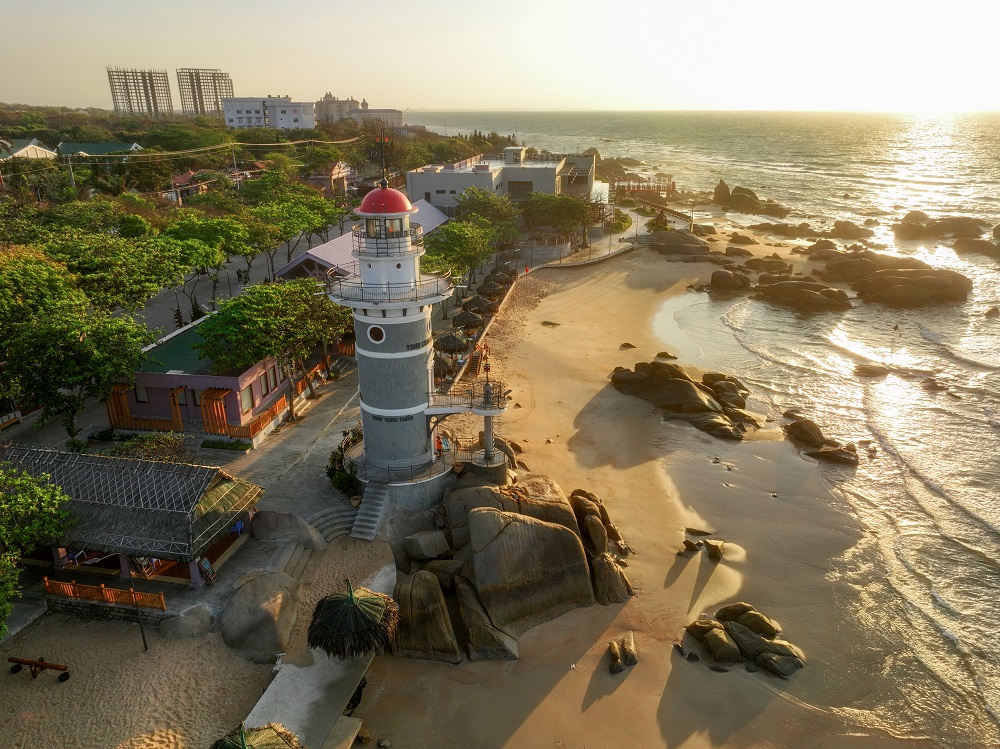 Tháp Vọng Thiên_Trân Châu Beach & Resort