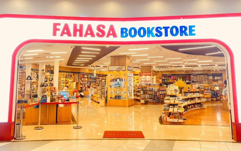 Một cửa hàng sách Fahasa.