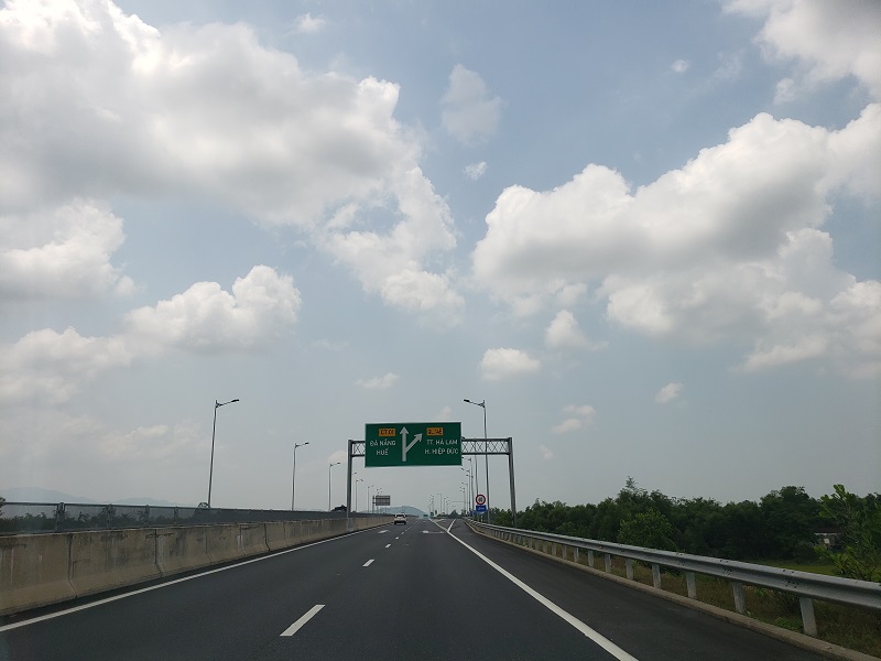 Cao tốc Đà Nẵng - Quảng Ngãi. Ảnh: Nhiệt Băng