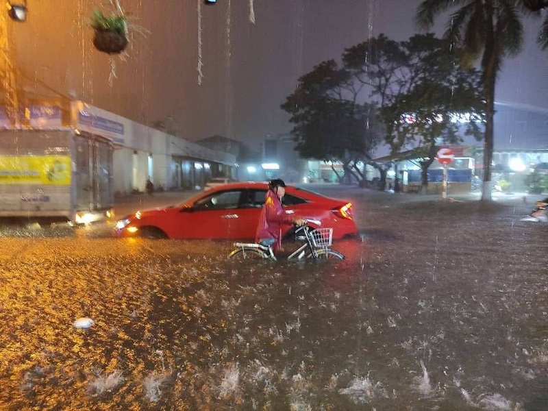Ngập lụt diễn ra tại Đà Nẵng vào đêm 14/10/2022 đến rạng sáng 15/10/2022