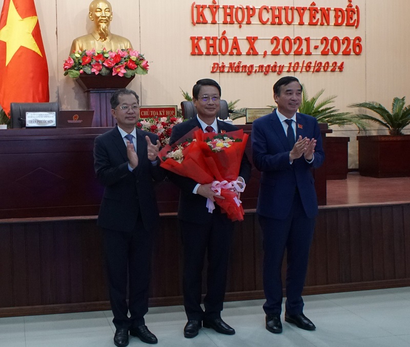ông Ngô Xuân Thắng, Chủ tịch Ủy ban Mặt trận Tổ quốc Việt Nam Thành phố Đà Nẵng được bầu giữ chức Chủ tịch HĐND Thành phố Đà Nẵng khóa X, nhiệm kỳ 2021 - 2026.