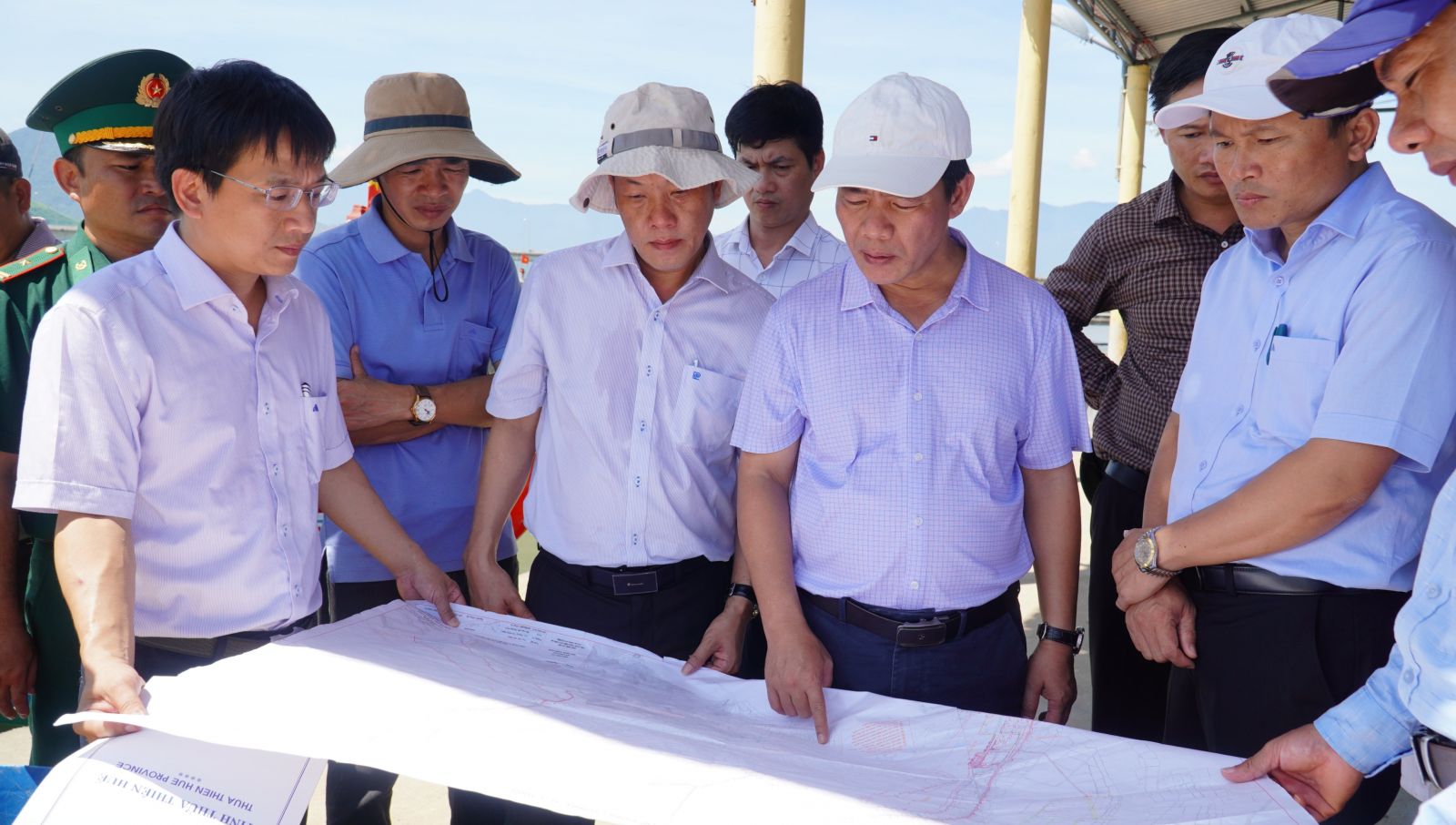 UBND tỉnh Thừa Thiên Huế hợp nhất Ban Quản lý Dự án đầu tư xây dựng công trình dân dụng và công nghiệp tỉnh và Ban Quản lý khu vực phát triển đô thị tỉnh trực thuộc UBND tỉnh Thừa Thiên Huế.