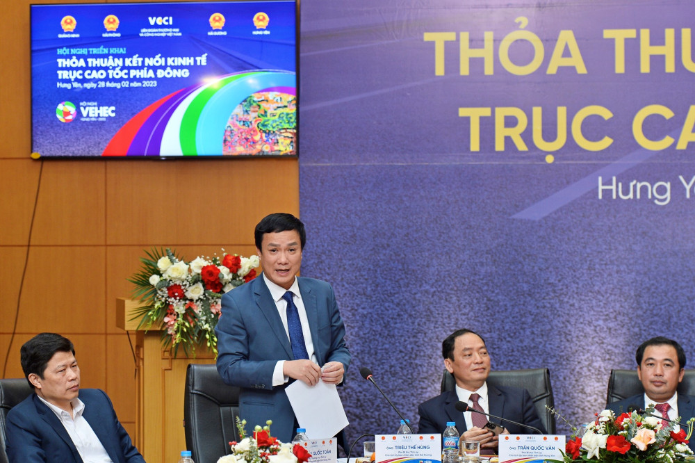  Ông Triệu Thế Hùng, Chủ tịch UBND tỉnh Hải Dương phát biểu tại Hội nghị