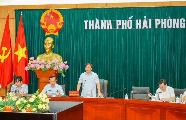 Ông Nguyễn Đức Thọ, Phó chủ tịch UBND TP. Hải Phòng phát biểu tại cuộc họp.