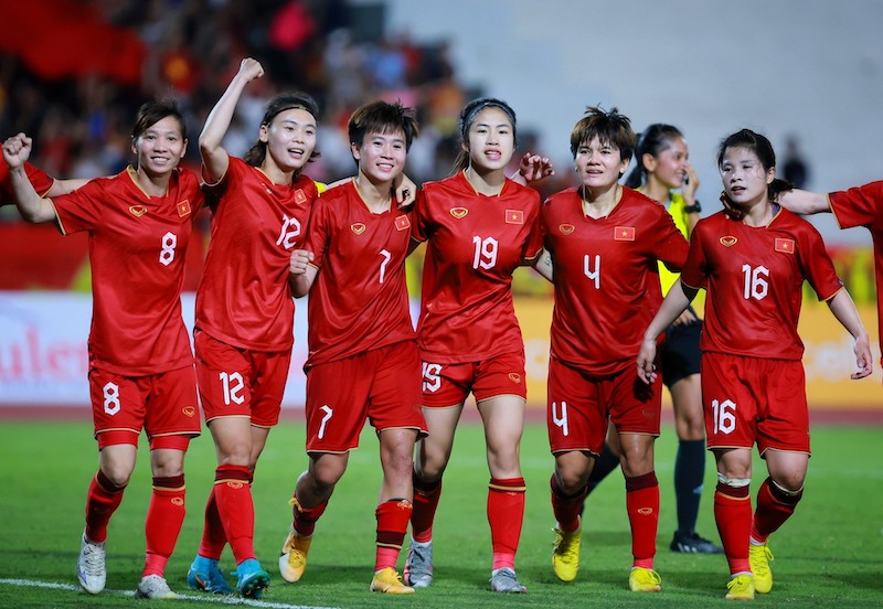 Đội tuyển bóng đã nữ Việt Nam giành Huy chương Vàng tại SEA Games 32. Ảnh: thanhnien