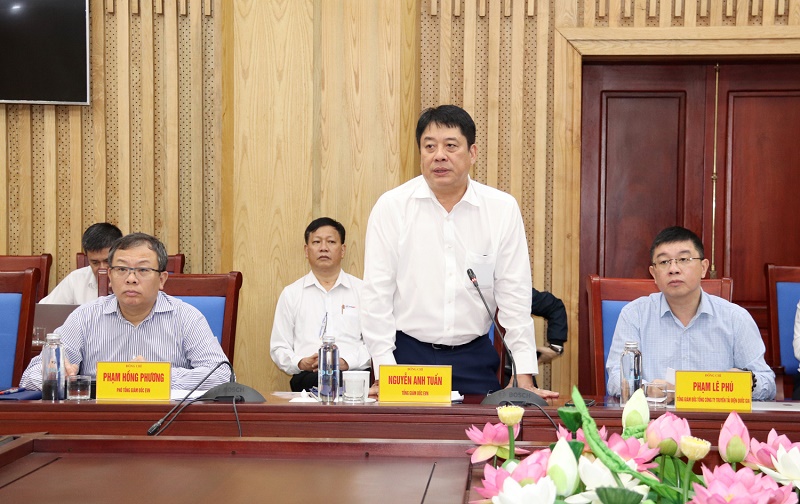 Ông Nguyễn Anh Tuấn, Tổng giám đốc EVN tại cuộc làm việc với UBND tỉnh Nghệ An