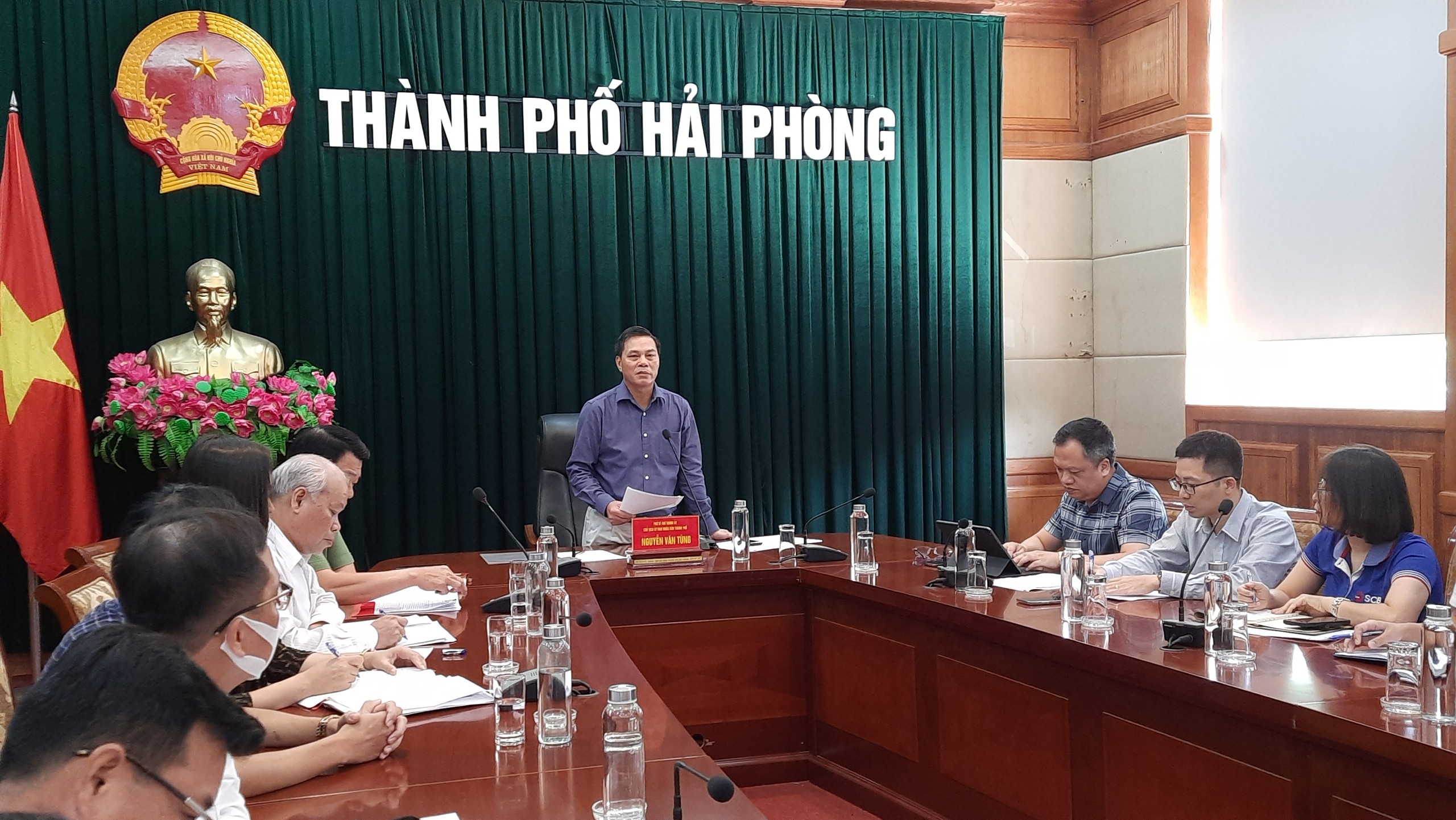 Ông Nguyễn Văn Tùng, Chủ tịch UBND TP.Hải Phòng kết luận tại cuộc họp. Ảnh: Thanh Tân