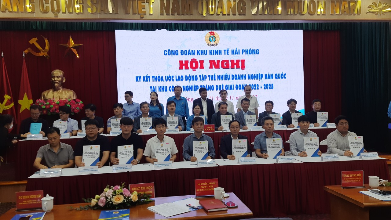 Lễ ký kết thỏa ước lao động tập thể nhiều doanh nghiệp Hàn Quốc tại KCN Tràng Duệ, Hải Phòng giai đoạn 2022 - 2025