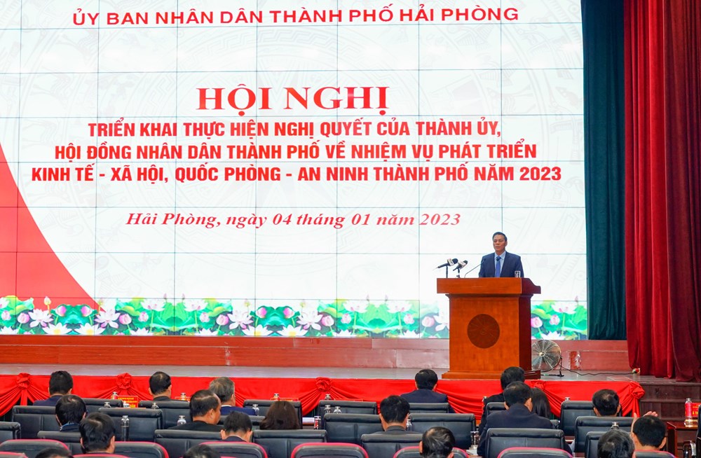 Ông Nguyễn Văn Tùng, Chủ tịch UBND thành phố Hải Phòng phát biểu chỉ đạo