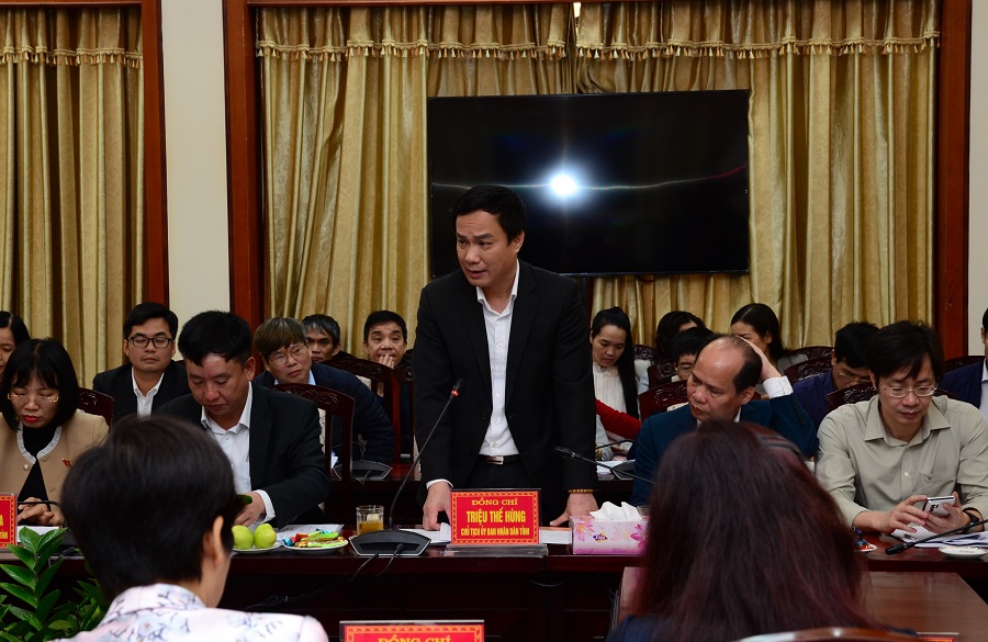 Ông Triệu Thế Hùng, Chủ tịch UBND tỉnh Hải Dương phát biểu tại buổi làm việc