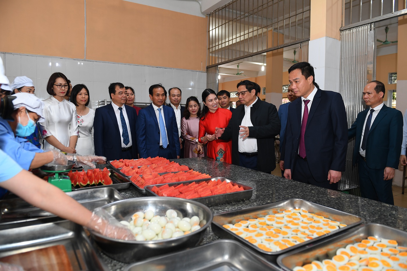 Thủ tướng Chính phủ Phạm Minh Chính kiểm tra cơ sở vật chất của Trung tâm Bảo trợ xã hội tỉnh Hải Dương