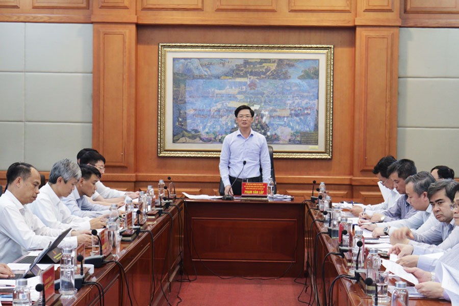 Ông Phạm Văn Lập, Chủ tịch HĐND TP.Hải Phòng phát biểu kết luận cuộc giám sát tiến độ Dự án mở rộng tuyến đường bộ ven biển đoạn qua thành phố Hải Phòng