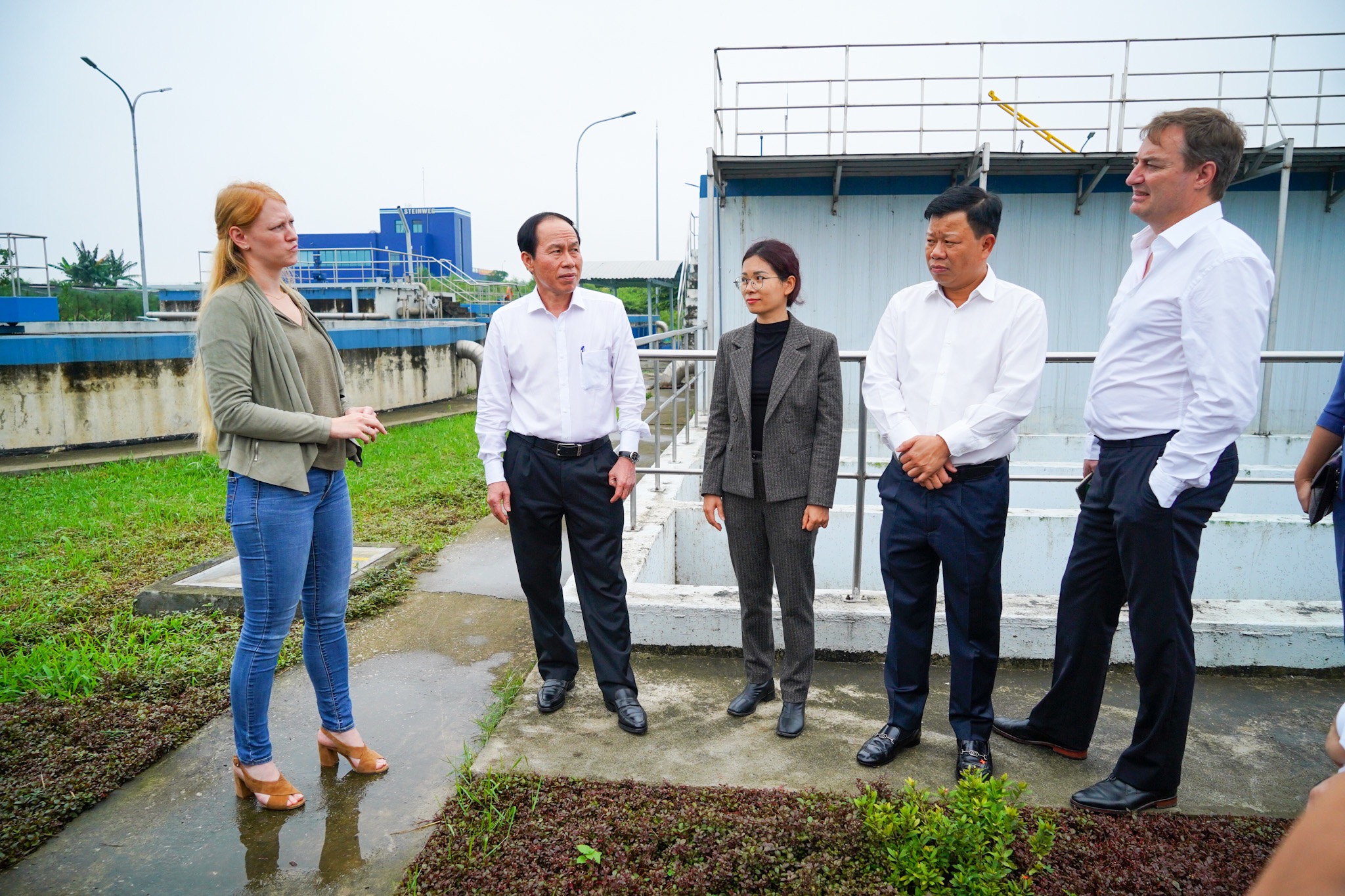 Bí thư Thành ủy Hải Phòng thăm Nhà máy xử lý nước thải của KCN Deep C I