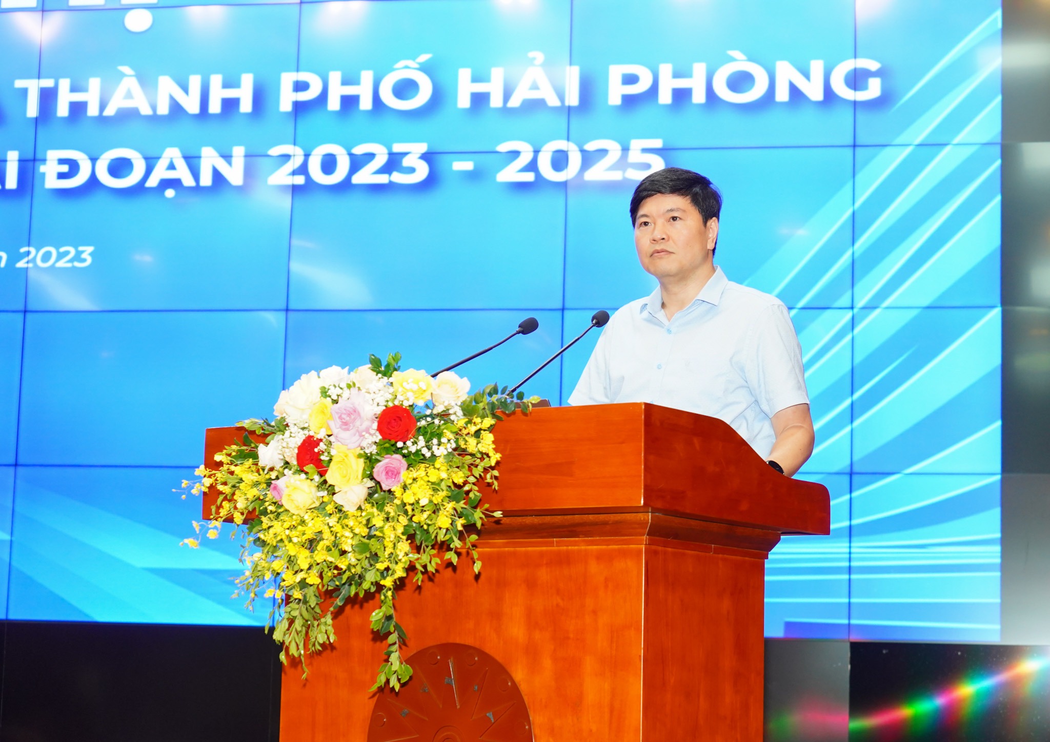 Ông Hoàng Minh Cường, Phó Chủ tịch UBND TP.Hải Phòng phát biểu chỉ đạo tại hội nghị