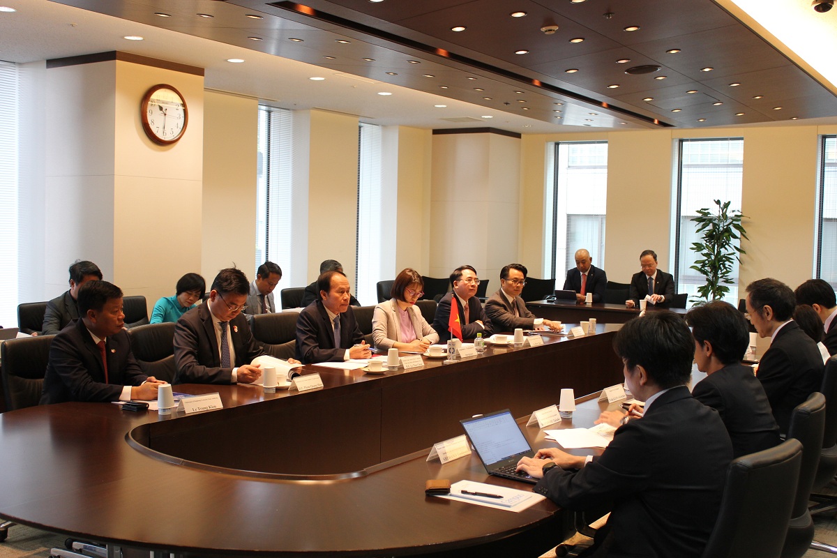 Đoàn công tác xúc tiến đầu tư của TP.Hải Phòng làm việc với Cơ quan Hợp tác quốc tế Nhật Bản (JICA) tại trụ sở chính ở Tokyo