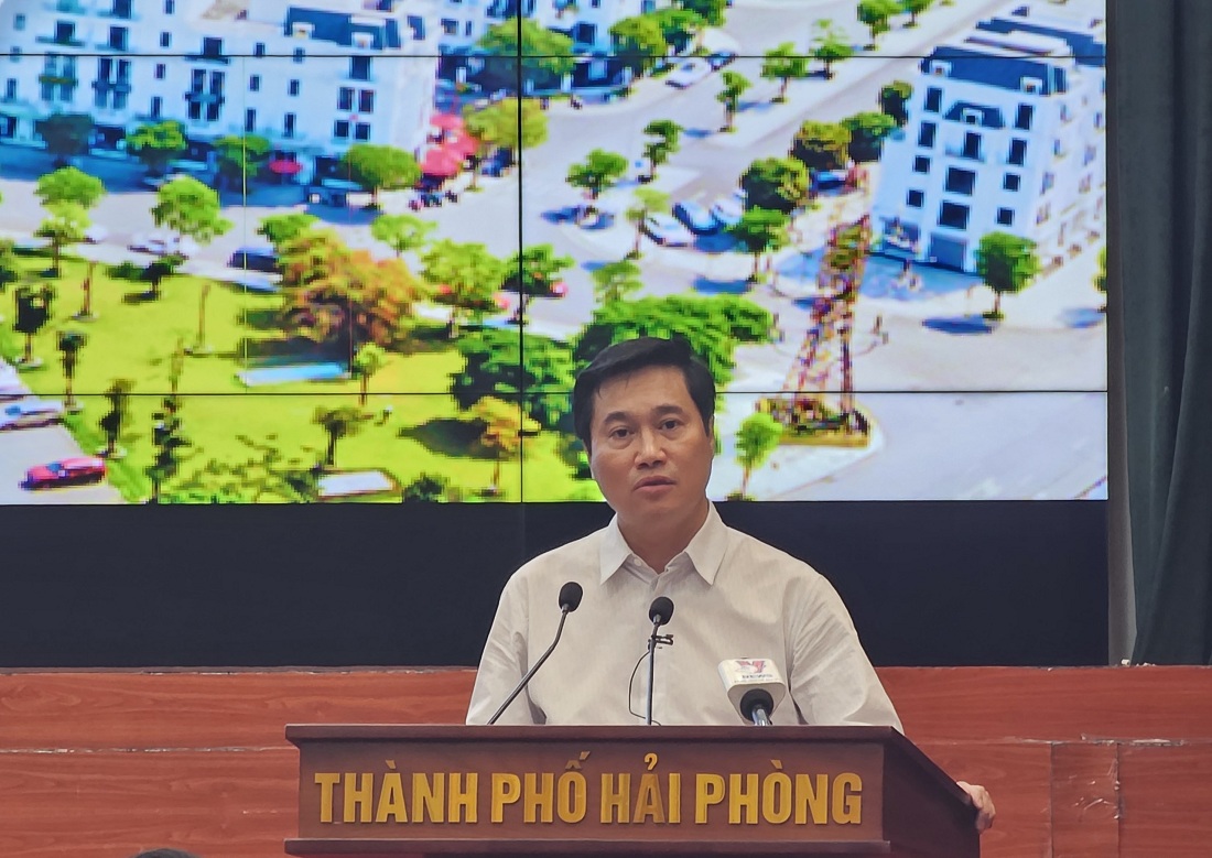 Thứ trưởng Bộ Xây dựng Nguyễn Tường Văn phát biểu chỉ đạo tại Hội thảo