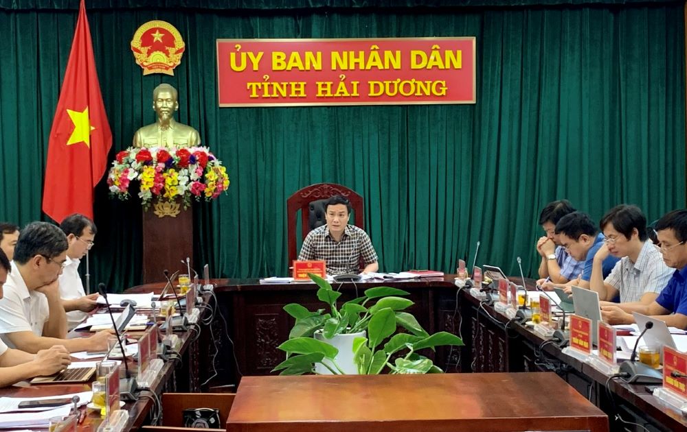 Ông Triệu Thế Hùng, Chủ tịch UBND tỉnh Hải Dương chủ trì phiên họp thường kỳ UBND tỉnh tháng 8 (lần 3)