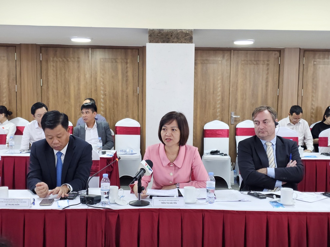 Bà Trần Thị Hải Yến, Phó giám đốc Sở Kế hoạch và Đầu tư Hải Phòng đề xuất một số giảii pháp tăng cường thúc đẩy kết nối giữa các doanh nghiệp trong nước với các doanh nghiệp FDI trên địa bàn Thành phố