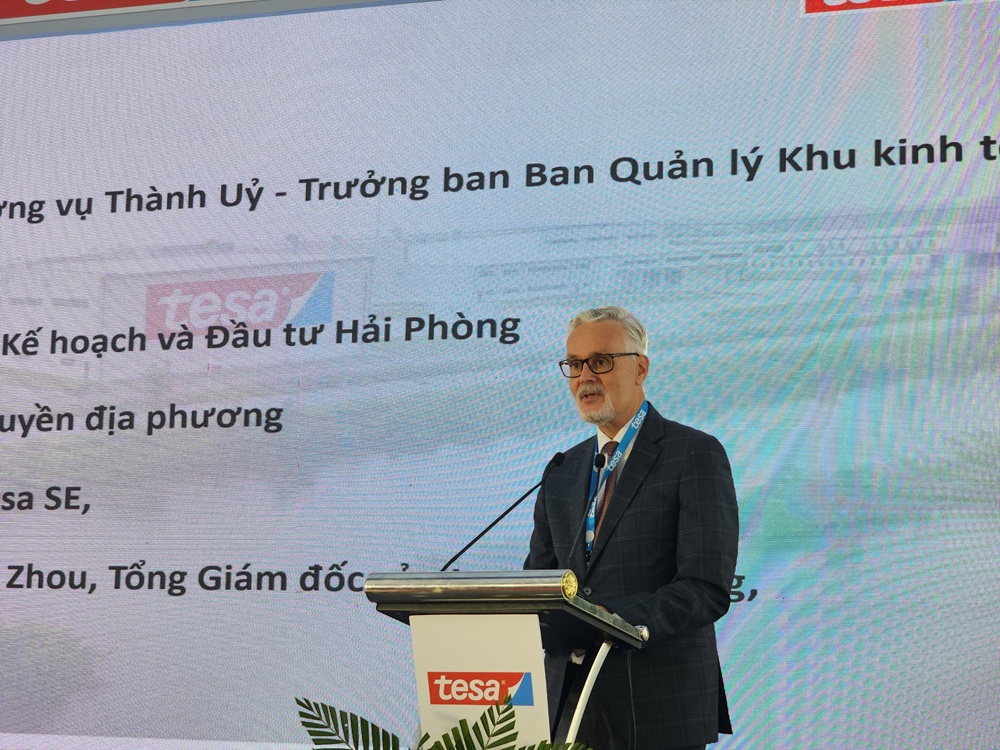 Ngài Guido Hildner, Đại sứ Cộng hòa Liên bang Đức tại Việt Nam khẳng định - Nhà máy tesa Site Hải Phòng là thành công bước đầu và rất đáng khích lệ của tesa trong hoạt động sản xuất tại Việt Nam