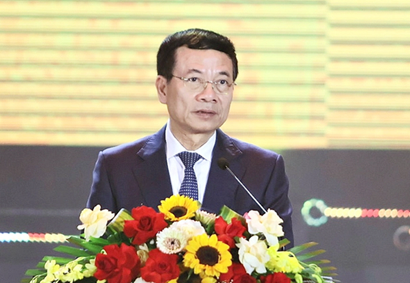 Bộ trưởng Bộ Thông tin và Truyền thông Nguyễn Mạnh Hùng phát biểu khai mạc diễn đàn