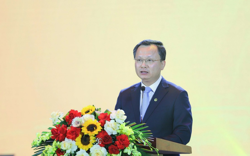 Ông Cao Tường Huy, Chủ tịch UBND tỉnh Quảng Ninh phát biểu chào mừng Diễn đàn
