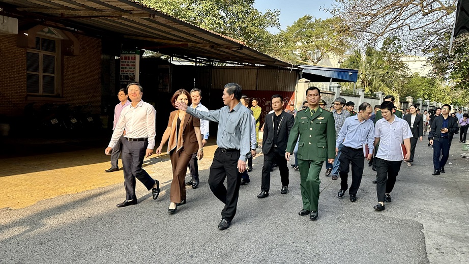 Lãnh đạo Thành phố cùng các đơn vị đi kiểm tra thực địa tại các khu vực quận Đồ Sơn ngày 24/11