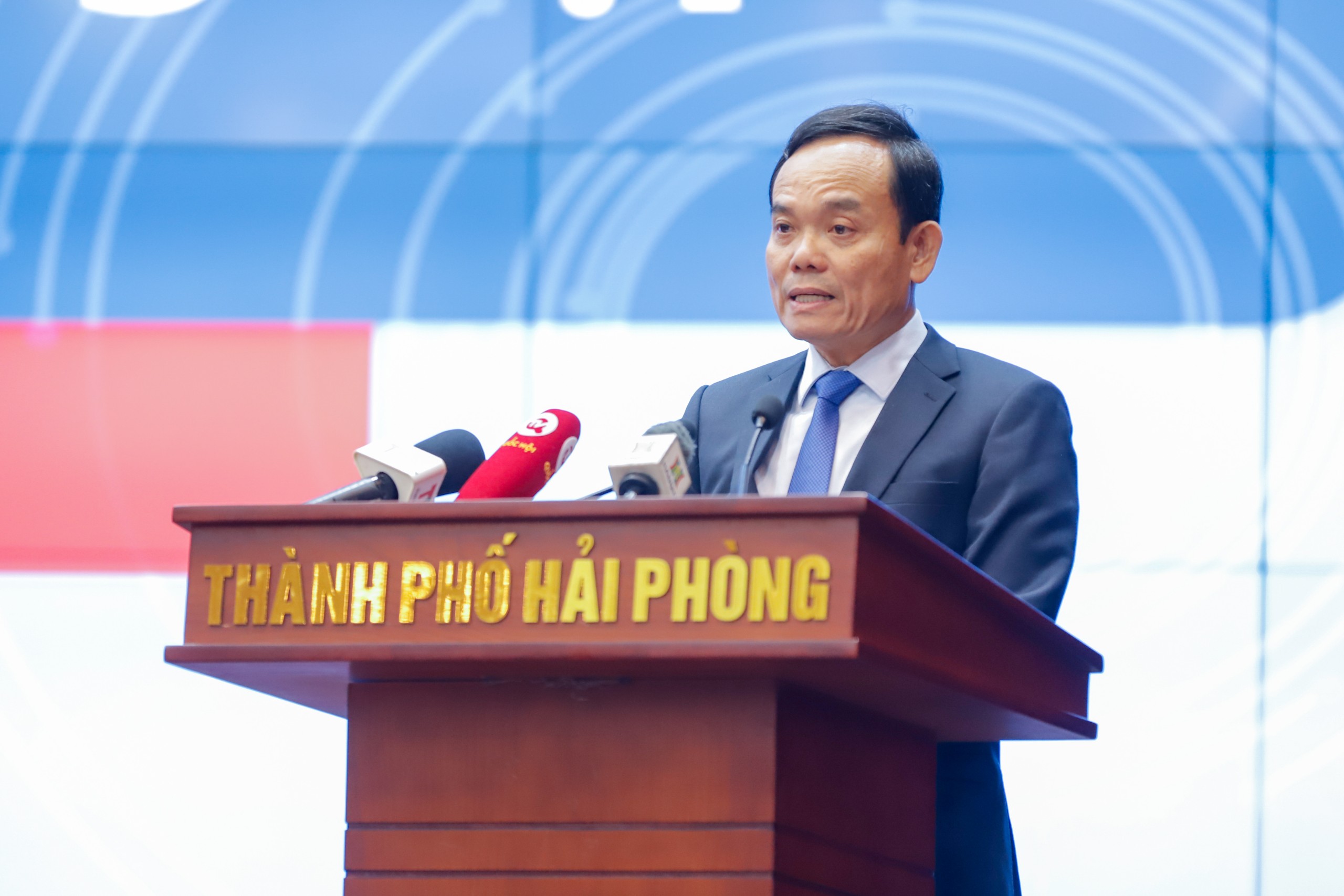 Phó thủ tướng Trần Lưu Quang đánh giá cao sáng kiến của Bộ Ngoại giao và UBND TP. Hải Phòng trong việc tổ chức Hội nghị phát huy nguồn lực kiều bào, kết nối địa phương và doanh nghiệp