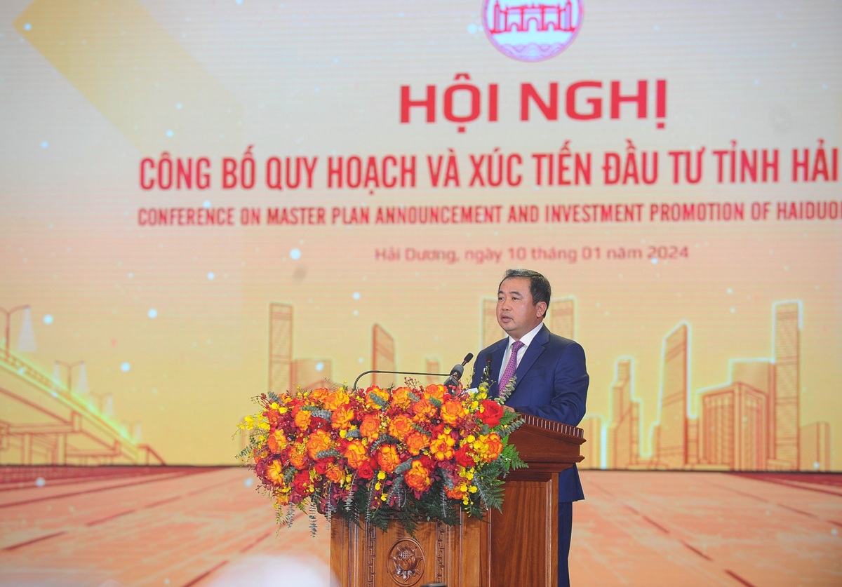 Ông Trần Đức Thắng, Bí thư Tỉnh ủy Hải Dương phát biểu tại Hội nghị