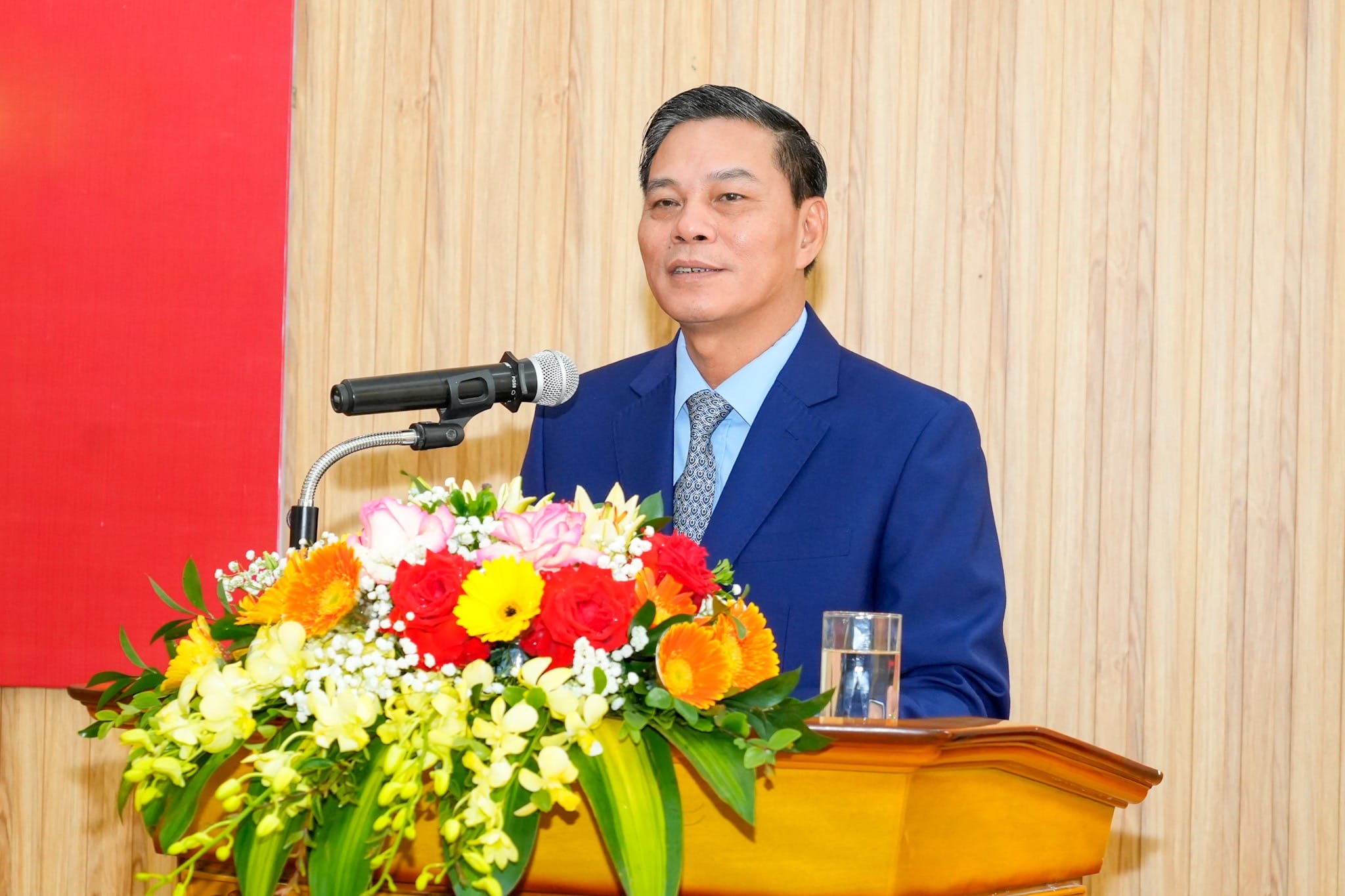 Ông Nguyễn Văn Tùng, Chủ tịch UBND Thành phố Hải Phòng phát biểu giao nhiệm vụ