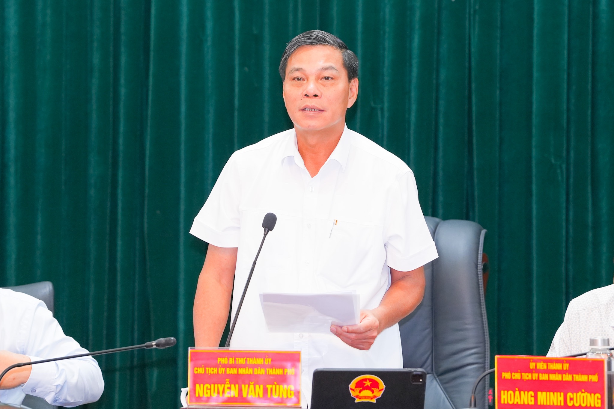 Ông Nguyễn Văn Tùng, Chủ tịch UBND TP. Hải Phòng nhấn mạnh ưu tiên thực hiện nhiệm vụ để huyện Thủy Nguyên trở thành thành phố trực thuộc thành phố, huyện An Dương đạt tiêu chí thành lập quận