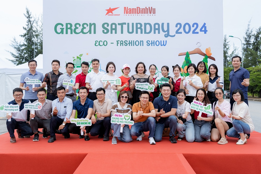 Sự kiện Thứ bảy xanh'' hưởng ứng ngày môi trường  tại KCN Nam Đình Vũ. Ảnh: Sao Đỏ Group