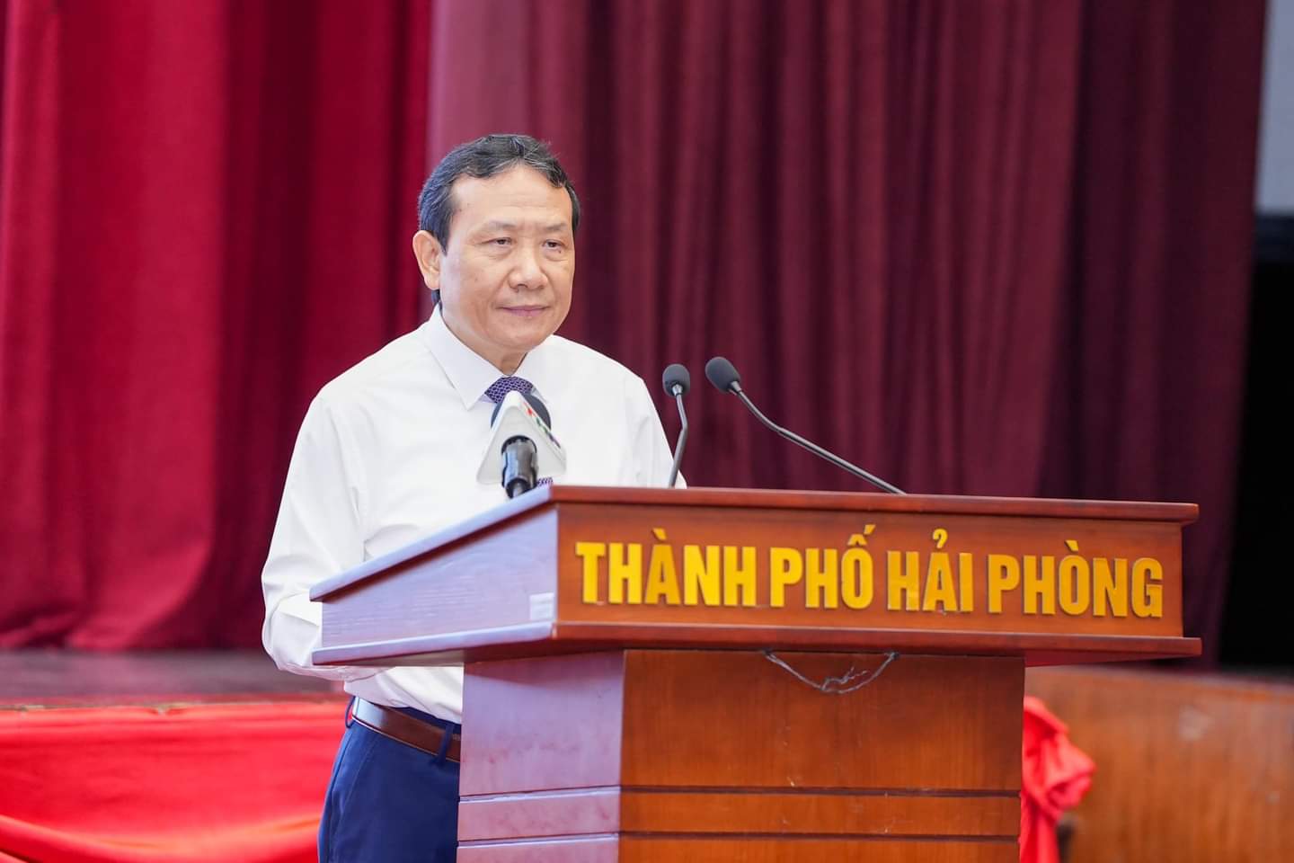 Ông Nguyễn Hồng Sơn, Phó trưởng ban Ban kinh tế Trung ương phát biểu tại Hội nghị. Ảnh: Thanh Sơn