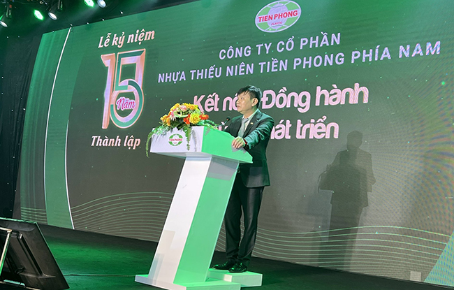 ông Đặng Quốc Dũng, Chủ tịch HĐQT Công ty CP Nhựa Thiếu niên Tiền Phong, kiêm Chủ tịch HĐQT Nhựa Tiền Phong phía Nam tự hào chia sẻ tại buổi lễ kỷ niệm.
