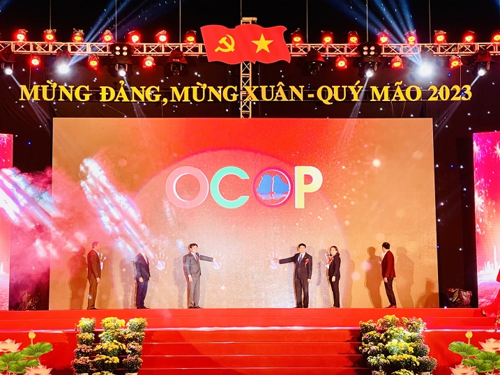 Tối 11/1, Hội chợ OCOP Quảng Ninh - Xuân 2023 đã được khai mạc.