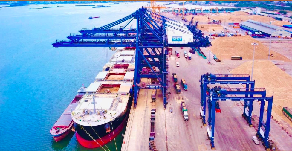 Quảng Ninh đang tập trung phát triển hạ tầng cảng biển để thúc đẩy phát triển kinh tế biển.