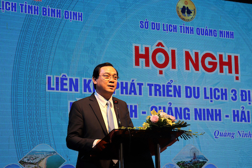 Cục trưởng Cục Du lịch Quốc Gia Việt Nam Nguyễn Trùng Khánh phát biểu tại hội nghị.  Cục trưởng Cục Du lịch Quốc Gia Việt Nam Nguyễn Trùng Khánh phát biểu tại Hội nghị.