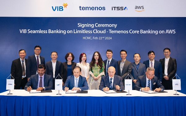 IB cùng các đối tác Temenos, ITSS và AWS vừa ký kết hợp đồng triển khai Dự án Hiện đại hóa Core Banking của VIB với phiên  bản mới nhất từ Temenos trên nền tảng đám mây của AWS