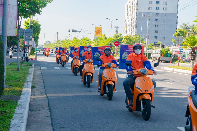 Lễ ra quân Dịch vụ vận chuyển công nghệ xe điện tại TP. Đà Nẵng